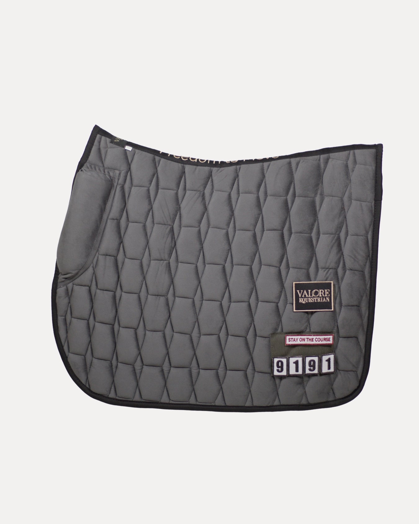 Shadowstone Velvet Valore Jumping Wither Relief Saddle Pad – Anatomical Saddle Pad with Velcro Show Numbers